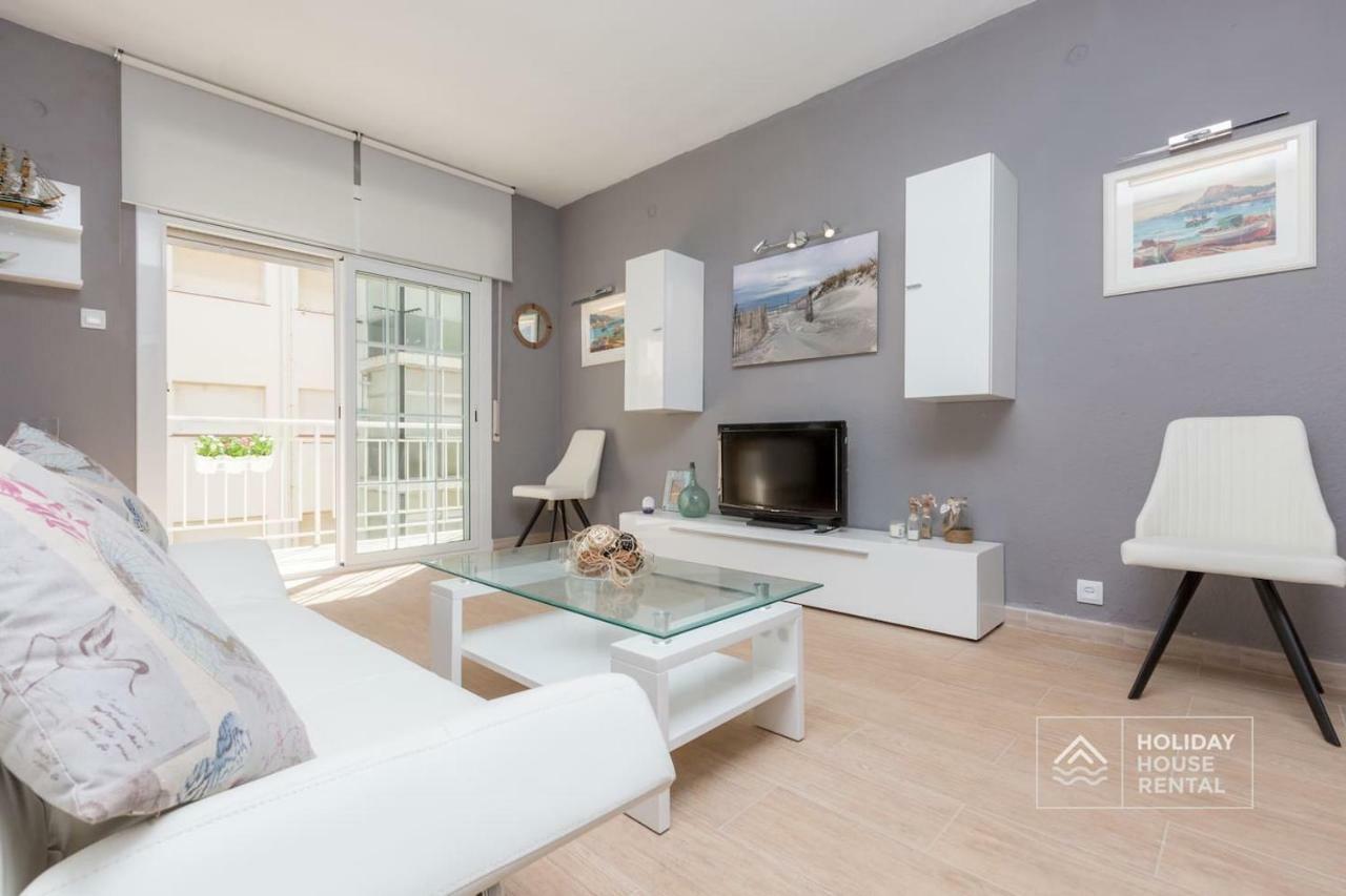 S12 - Beach Front Apartment --Free Wifi- Salou Esterno foto